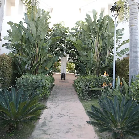 Apartment Lightbooking Gardens *